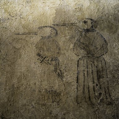 Wandzeichnung: Darstellung von zwei Personen, die Pestmasken tragen.