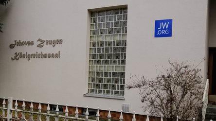 Jehovas Zeugen, Außenansicht Gebäude Königreichsaal